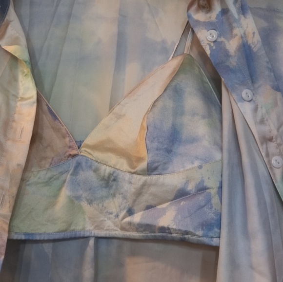 Time After Time Slouchy,  Ophelia 2 Piece Satin Crop Top And Button sz L,tie Dye - Picture 7 of 11